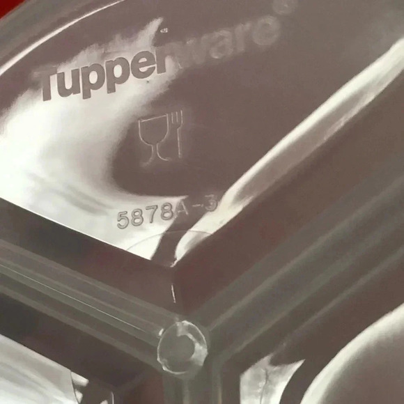 Divided Tupperware Pair  NWOT - Picture 8 of 9